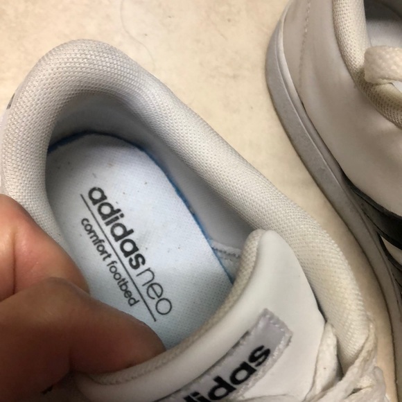 Adidas Classic Tennis Shoes - Picture 2 of 3